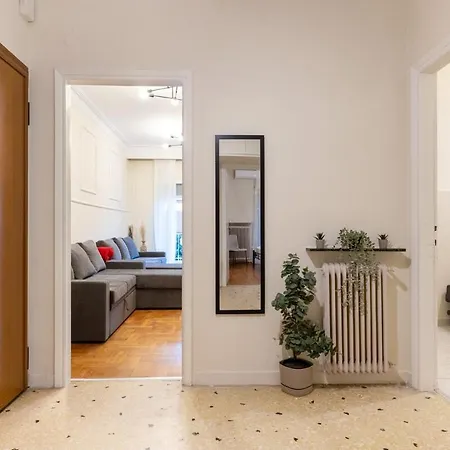 Royal At Agia Sofias Apartment