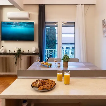 Royal At Agia Sofias