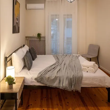 Apartament Royal At Agia Sofias Salonic