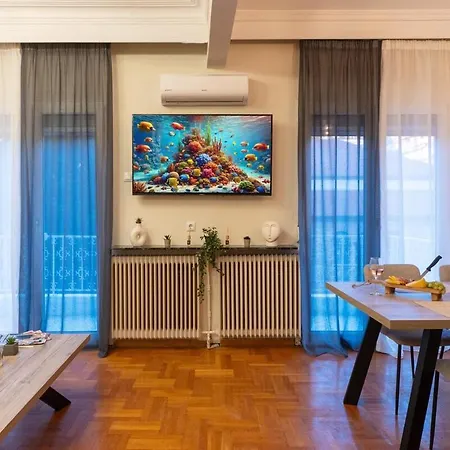 Apartament Royal At Agia Sofias Salonic