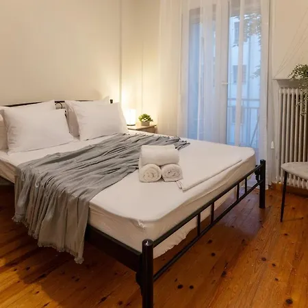 Apartmán Royal At Agia Sofias Soluň